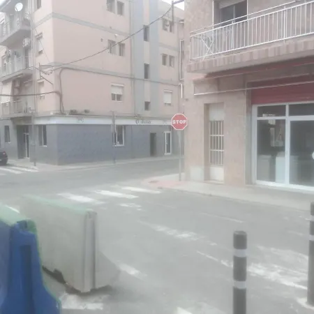 Privada Con Cocina Salon Y Terraza Piso Compartido Tarragona