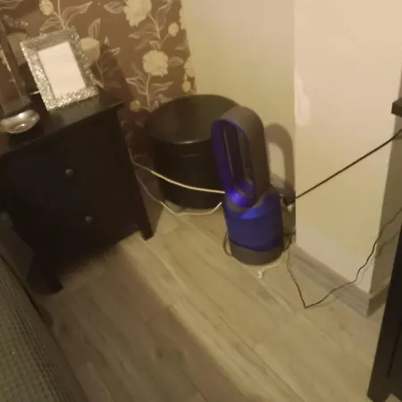 Apartamento Habitación Privada Con Cocina Salón Y Terraza Piso Compartido *