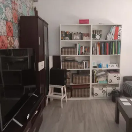 Apartamento Habitación Privada Con Cocina Salón Y Terraza Piso Compartido