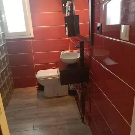 Apartamento Habitación Privada Con Cocina Salón Y Terraza Piso Compartido